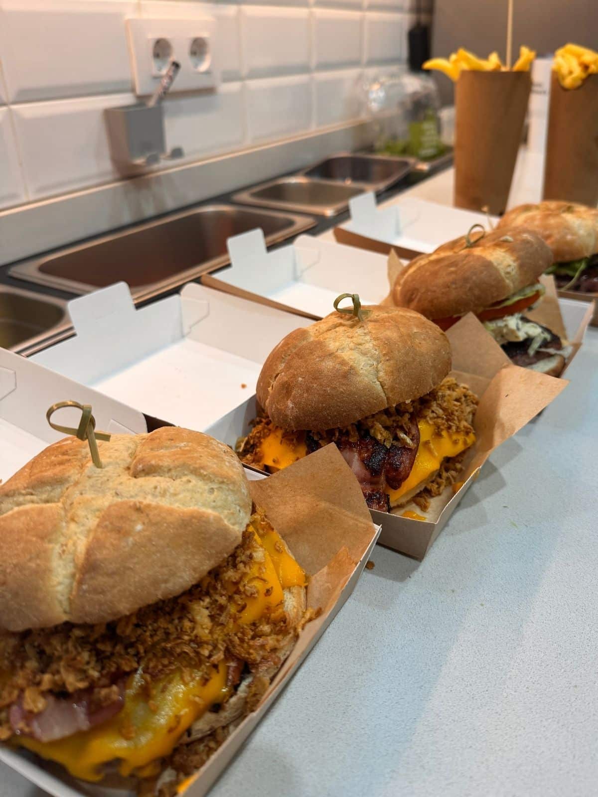 Hamburguesería Maloserá Carballo (6)